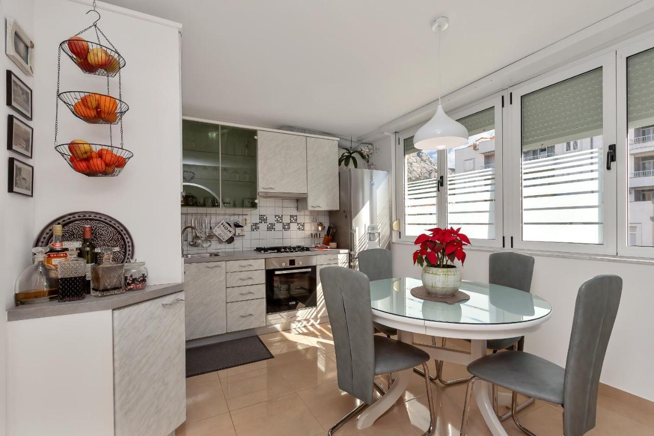 Apartment Marina Makarska Bagian luar foto