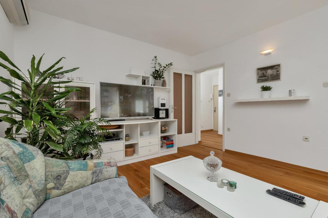 Apartment Marina Makarska Bagian luar foto