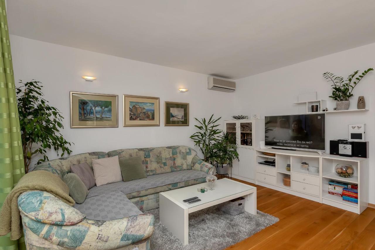 Apartment Marina Makarska Bagian luar foto