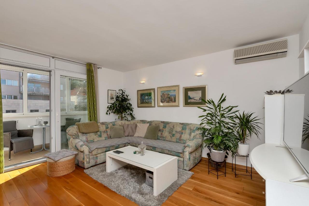 Apartment Marina Makarska Bagian luar foto